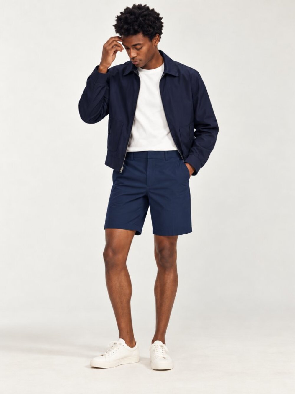 J. Crew 9" tech shorts • size 34 • NWT • BI755